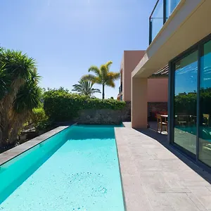 salobre-villas-lagos.in-canary-islands.com/